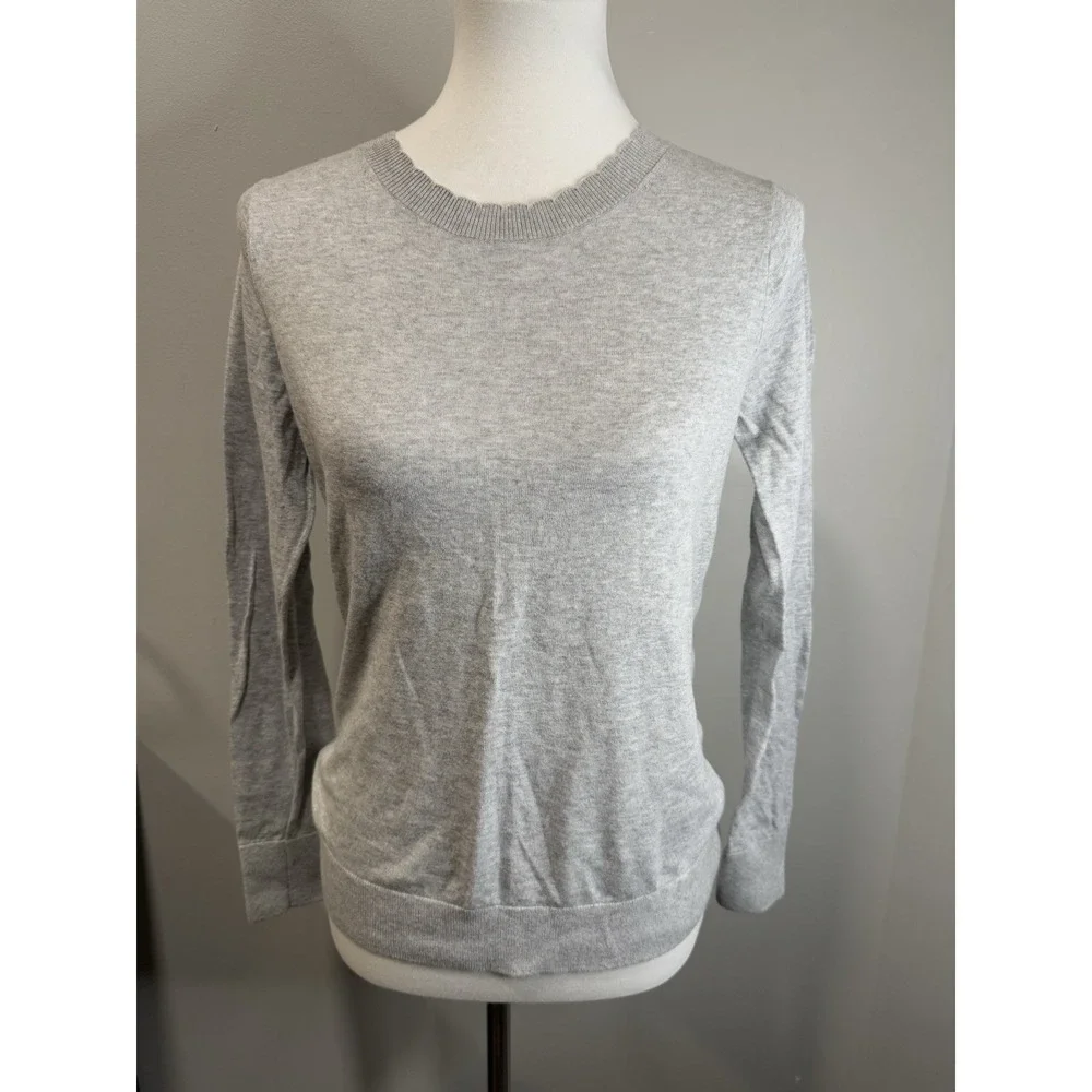 Banana Republic Sweater Womens Medium Gray Scalloped Neck Cotton Rayon Knit Top
